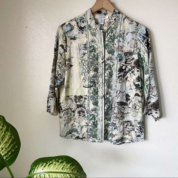 Citron | Geisha Print Buttondown Top - Picture 1 of 8